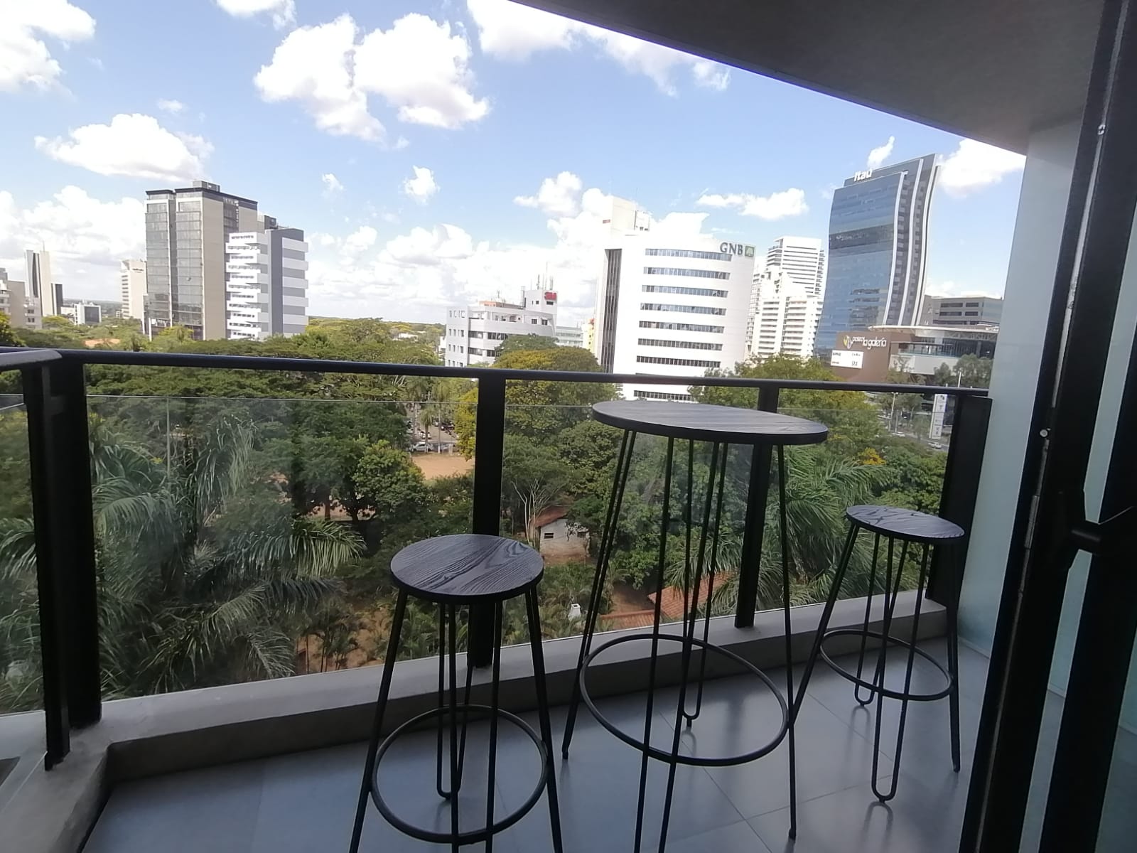 En La Mejor Zona, A 100 Mts Del Shop Del Sol — foto 2