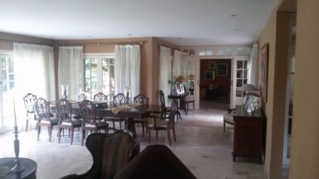 Hermosa Casa En Barrio Sajonia