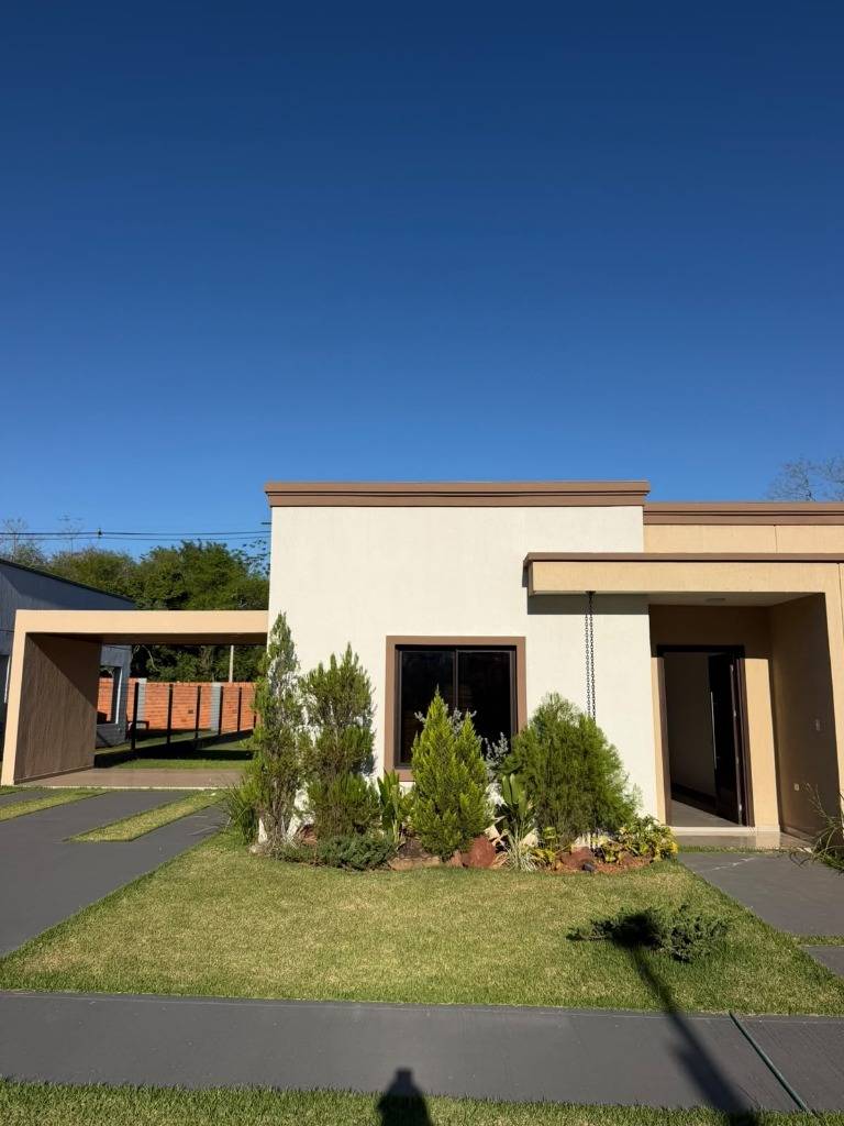 Casa en alquiler en Luque