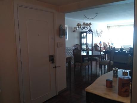 Muy Buen Apartamento, En Perfecto Estado De Conservación