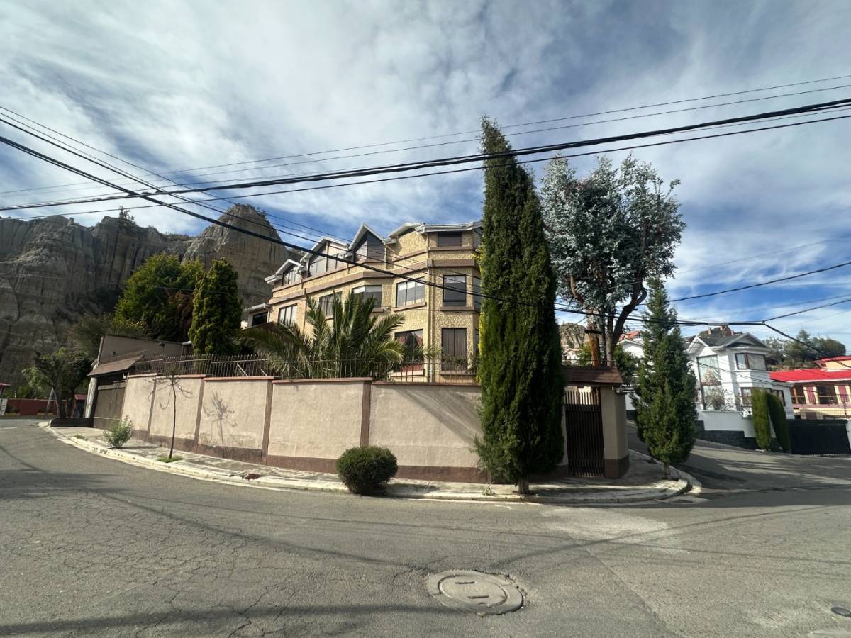 Casa en venta en Achumani