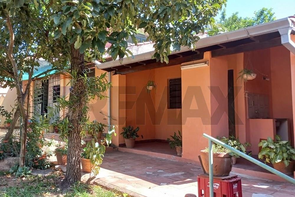 VENDO CASA EN SAJONIA — foto 2