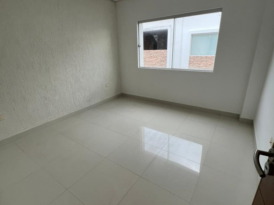 ALQUILO CASA EN CONDOMINIO BARRIO ITA ENRAMADA!!!! — foto 3