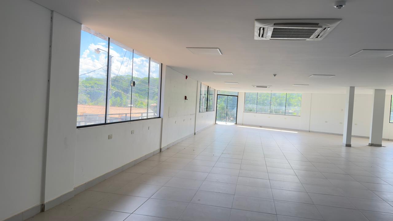 Depósito En Alquiler – Amplio, Climatizado Y De Dos Plantas — foto 2