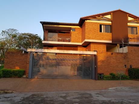 Vendo Duplex Moderno A Pasos De Luis Maria Argaña