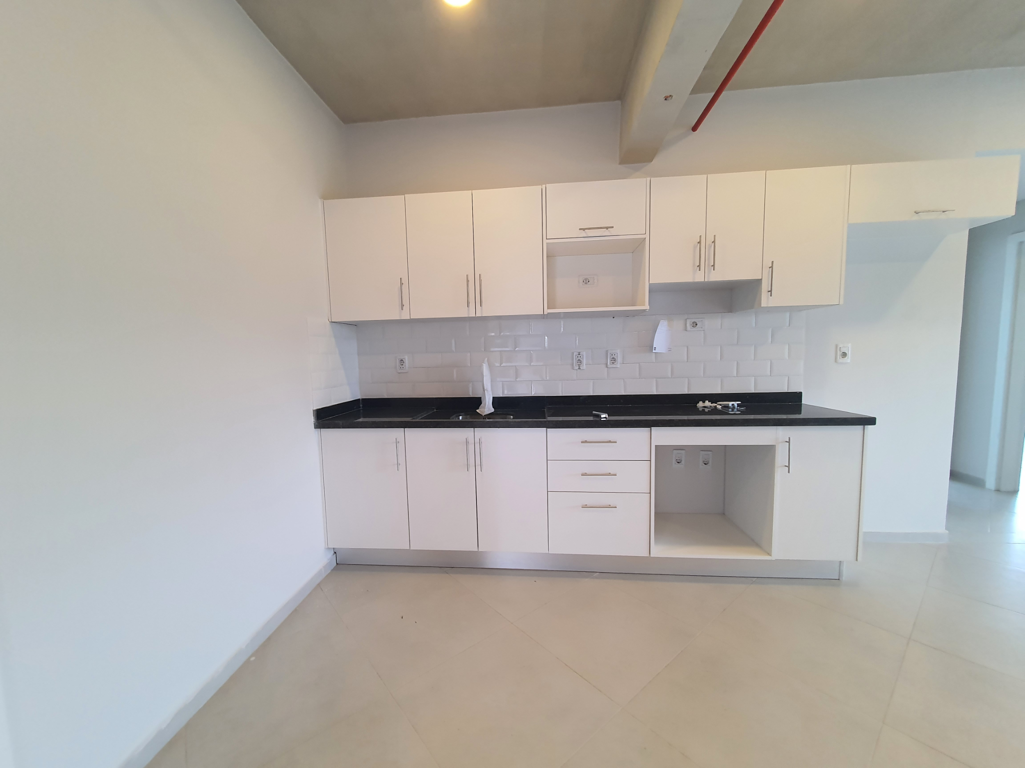 ALQUILO DEPTO. DE 2 DORM. 79,3m2 - ZONA CENTRICA DE LUQUE — foto 2