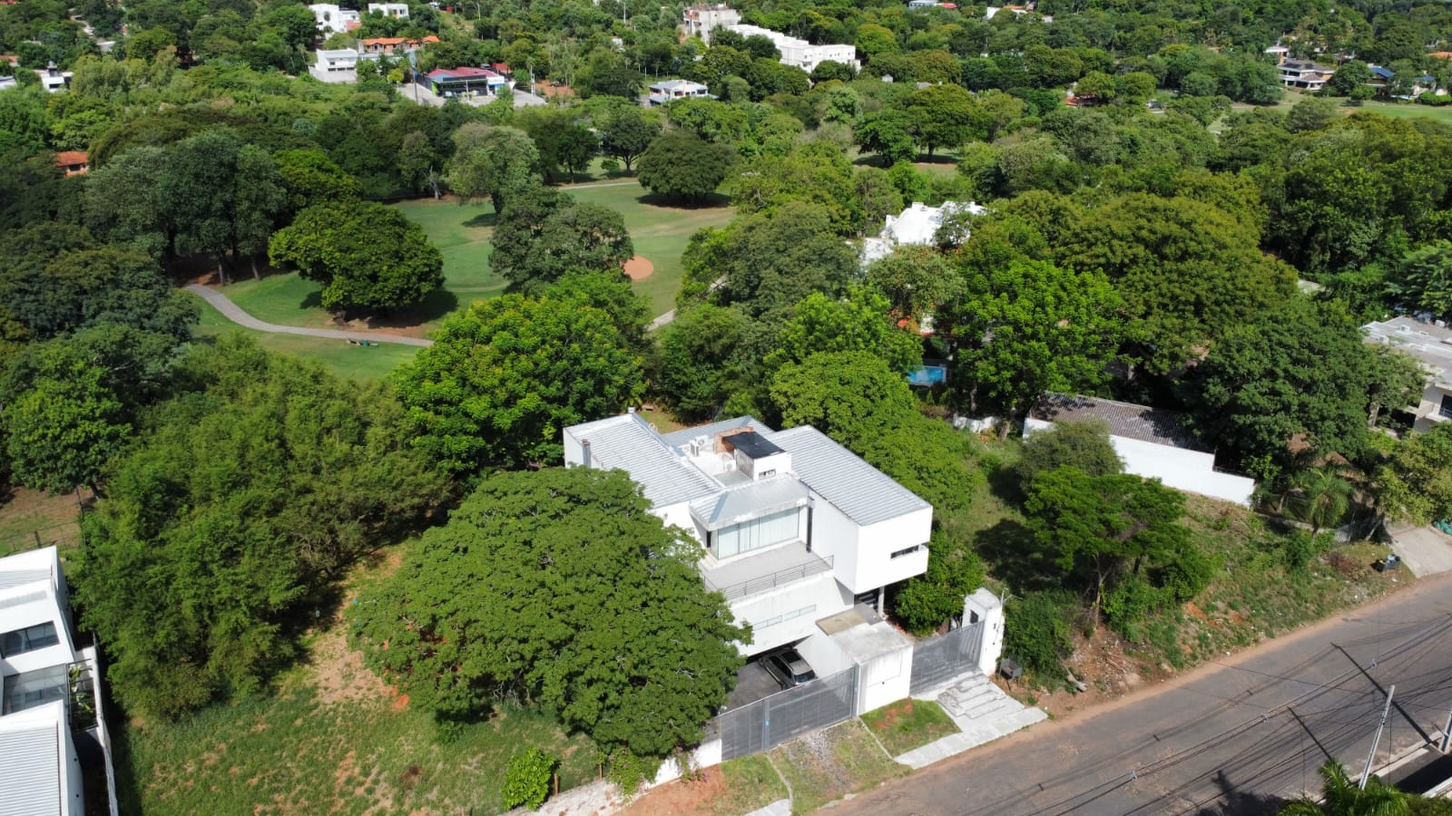 Vendo o alquilo Lujosa  Residencia en el YACHT Y GOLF CLUB — foto 2