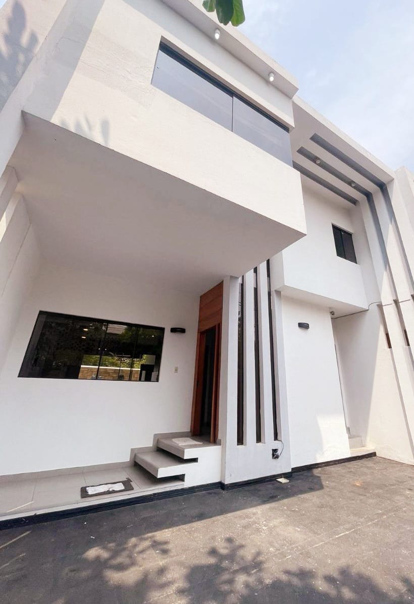 Alquilo Hermoso Duplex Amoblado Con Piscina — foto 2