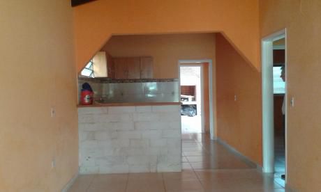 Vendo Casa En Mariano Roque Alonso A 5 Cuadras De La Iglesia A Estrenar