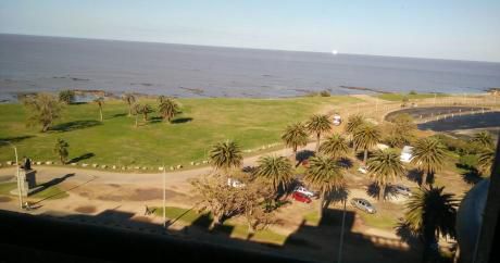 Muy Buen Apto. Frente Al Mar