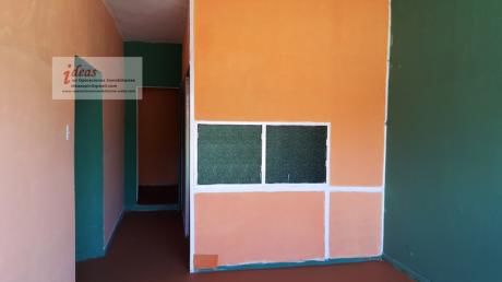 Salón, Local Comercial En La Paz