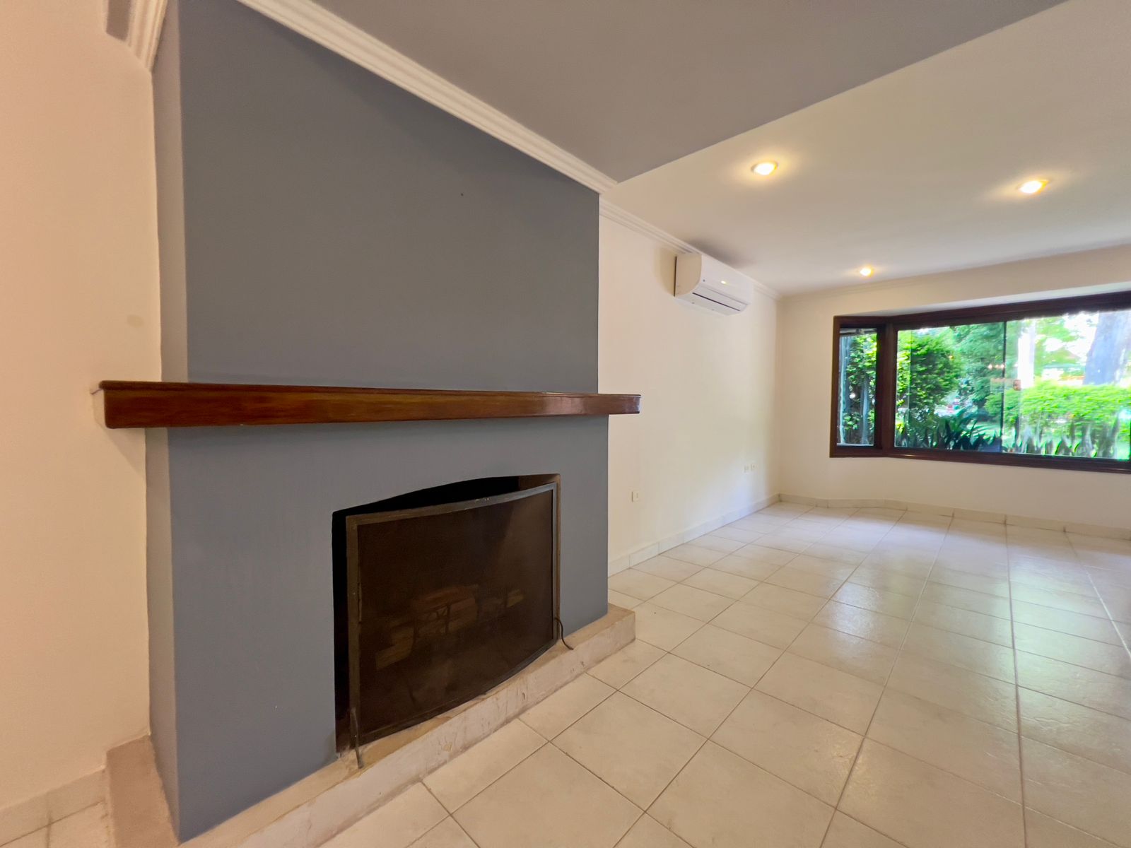ALQUILO RESIDENCIA EN BARRIO CERRADO LAS PIEDRAS - LUQUE — foto 2
