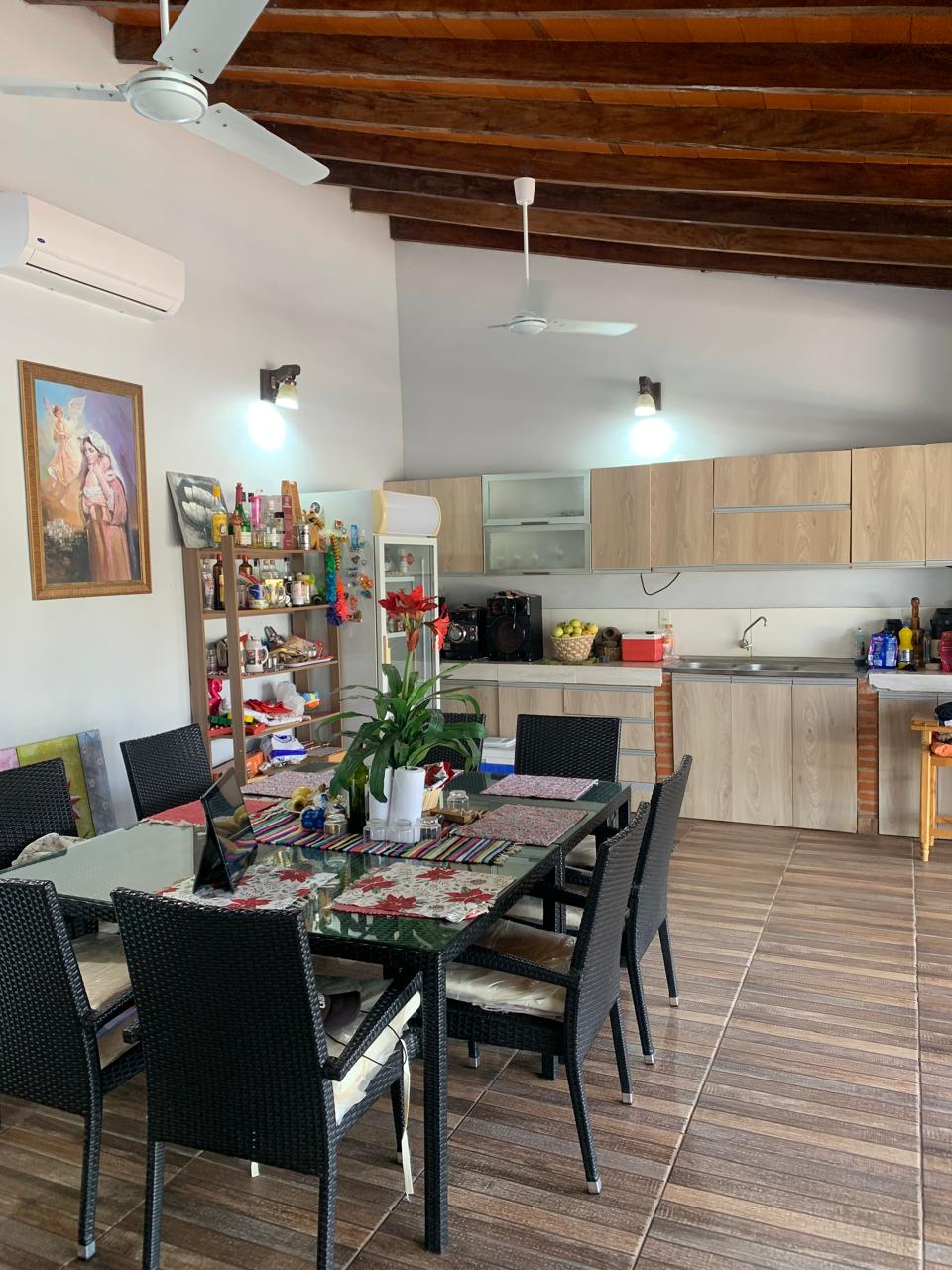 Vendo Casa en Paraguarí en Barrio  con impresionante Vista a los cerros acahay — foto 3