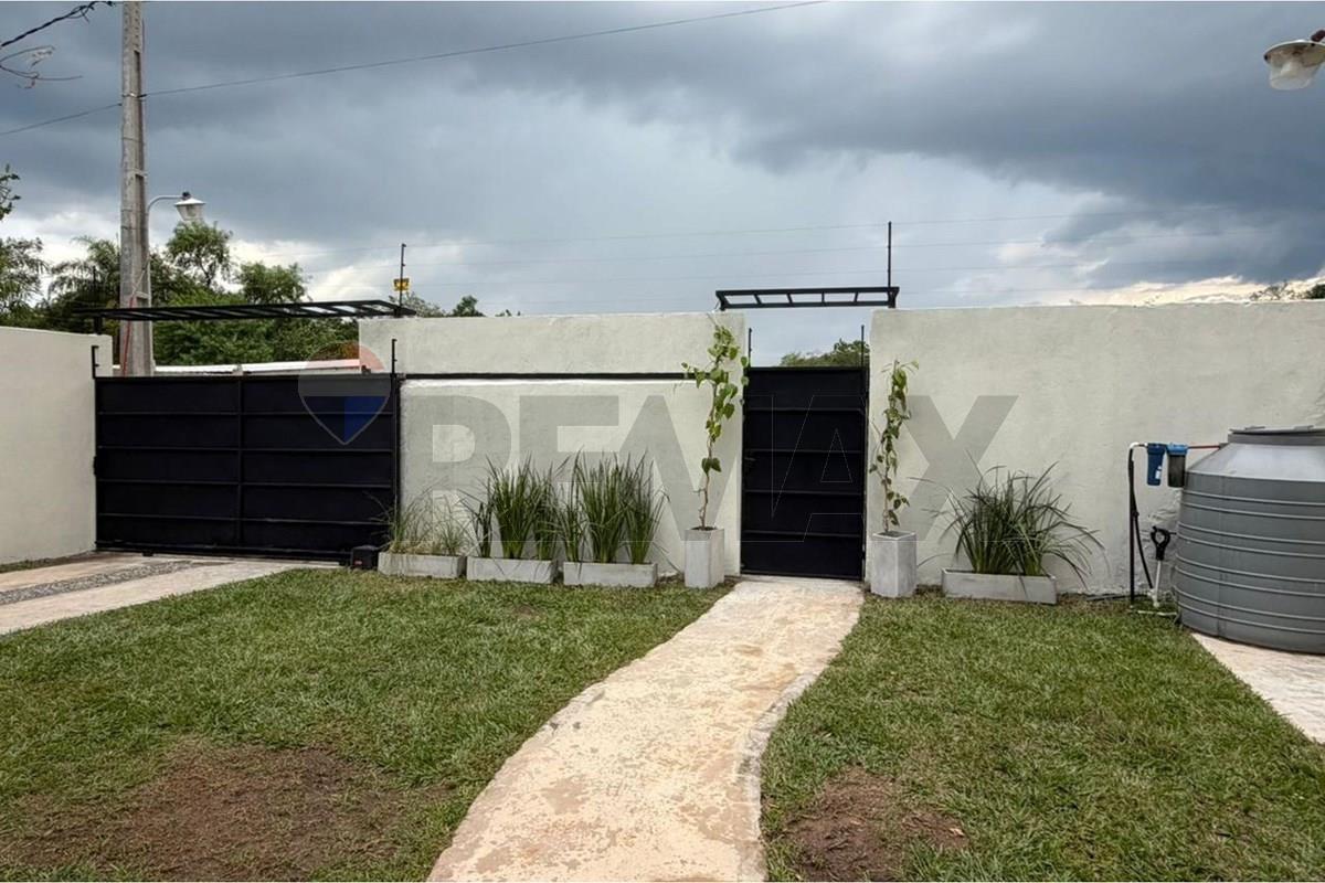 Casa de Verano - Venta - San Bernardino, Cordillera, Paraguay — foto 3