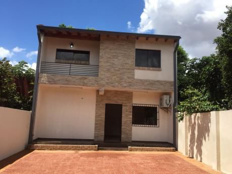 Casa Tipo Duplex A Estrenar