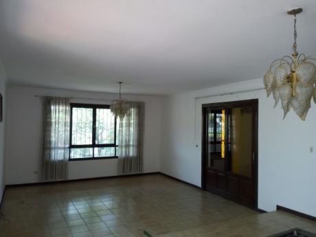 Hermosa Casa En El Centro Exclusiva Para Oficinas