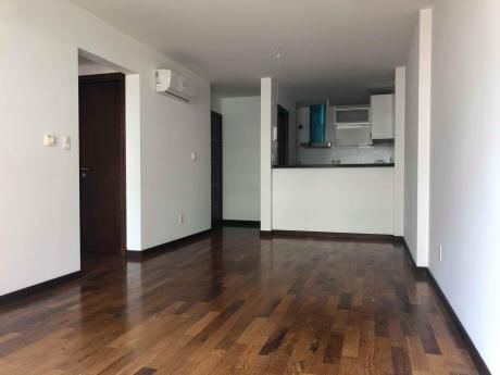 Moderno Apartamento. Excelente Ubicación.