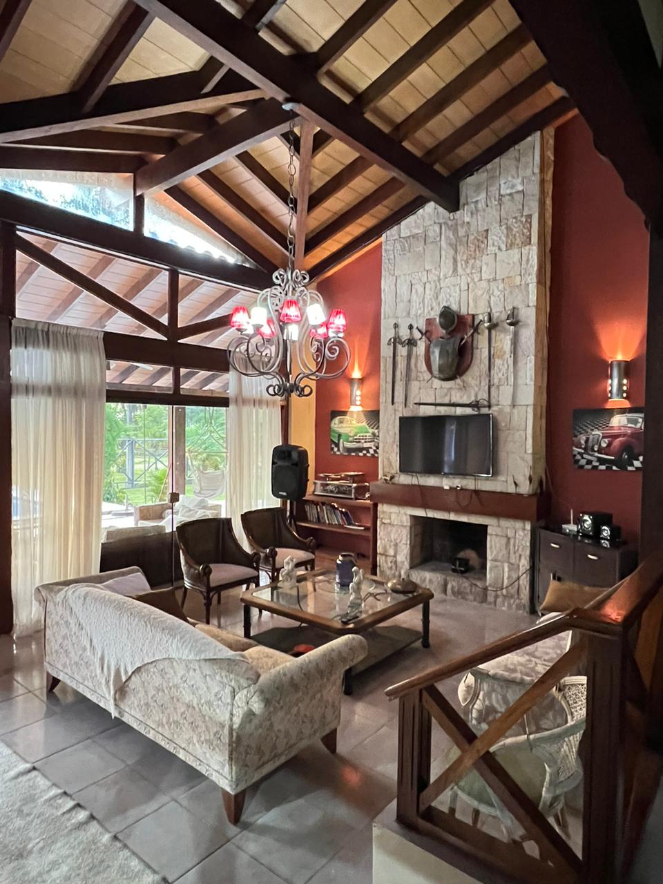 Vendo Casa de 4 Dormitorios Sobre el Lago Ubicada en Puerta del Lago-CLHO5051855 — foto 2