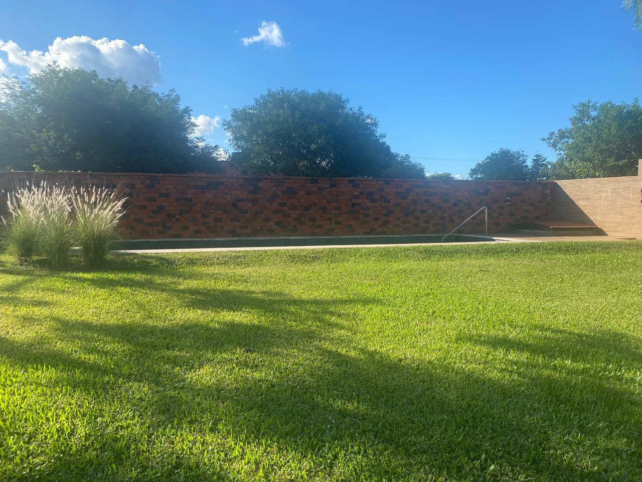 Casa en alquiler en Mariano Roque Alonso — foto 2