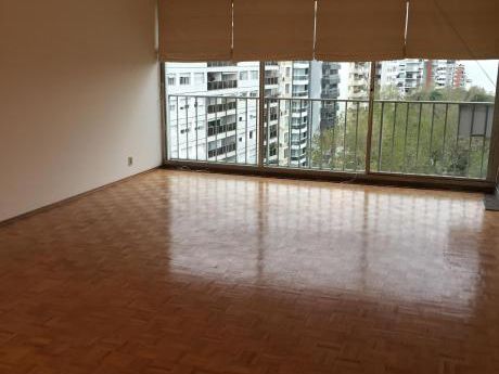 Villa Biarritz, 120m2, 3 Dorm, 3b. Vista Al Mar, Inmaculado!