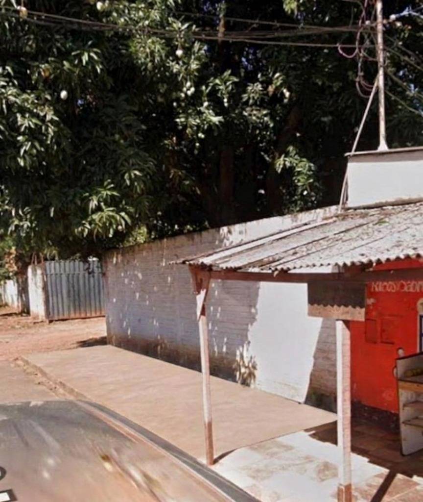 VENDO TERRENO EN CIUDAD DEL ESTE BARRIO BERNARDINO CABALLERO — foto 2
