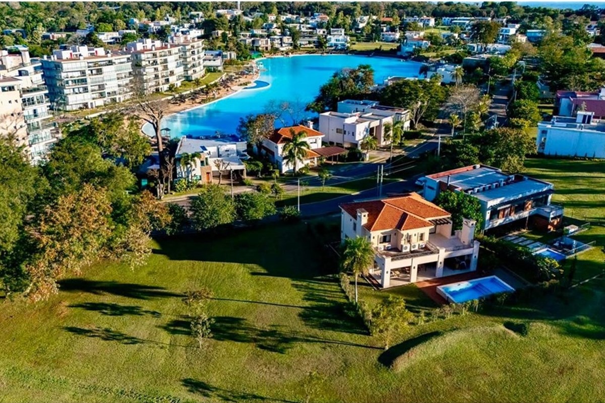 En venta Residencia en Aqua Village, A Pasos De La Laguna — foto 2