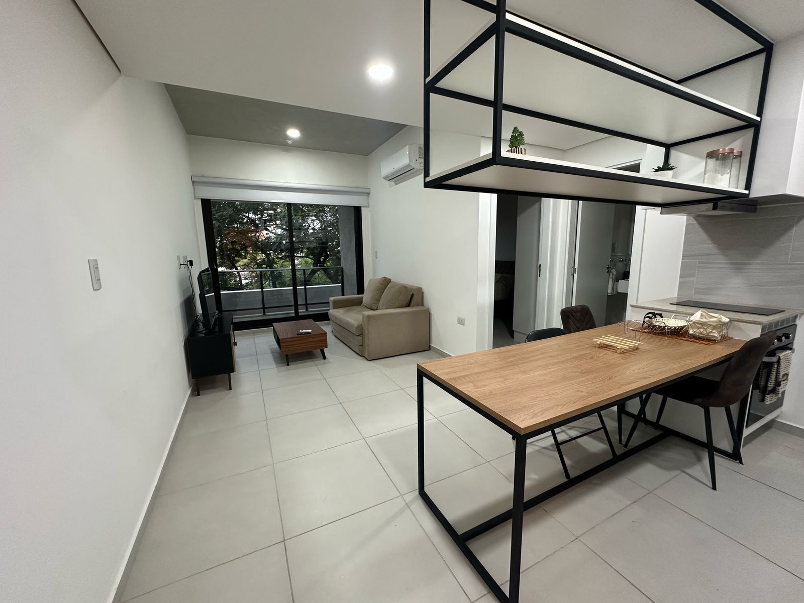 ALQUILO DEPTO 1 DORM. AMOBLADO — foto 2