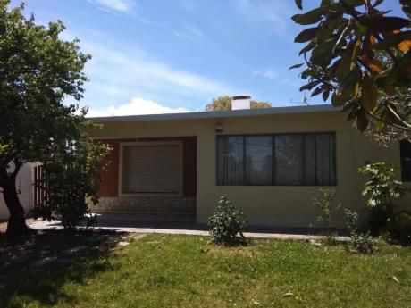 *alquiler En Barra De Carrasco 4 Dormitorios $35.000*