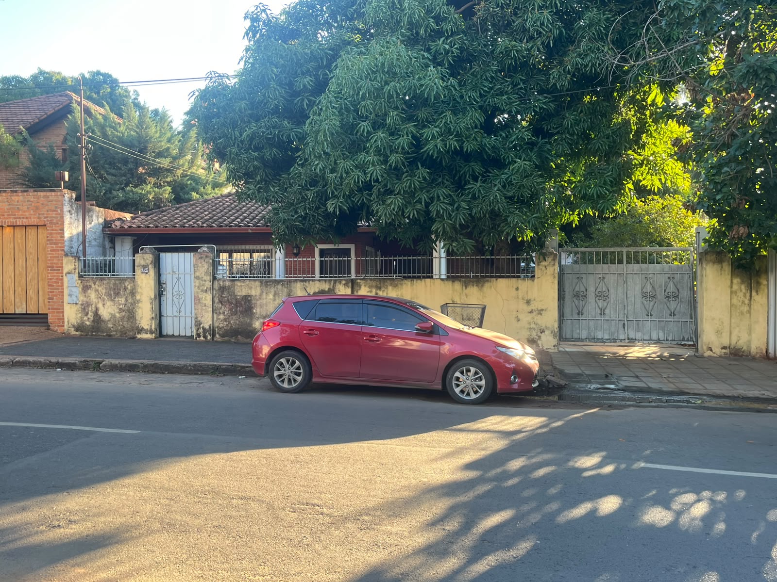 Casa-venta-ycua Sati-asuncion - foto 1
