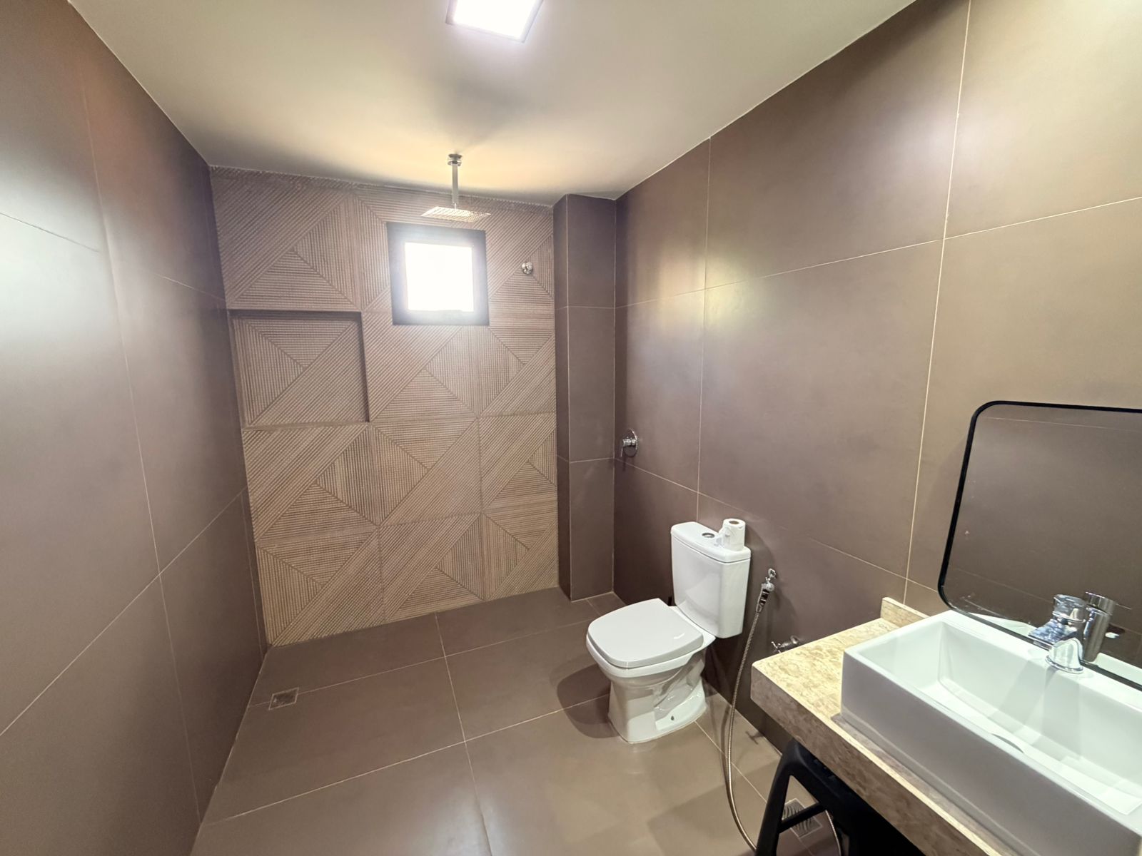 Alquilo Moderno Departamento Semi Amoblado — foto 2