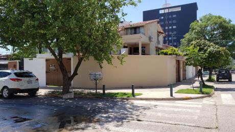 Centrica Casa Para Empresas En Equipetrol