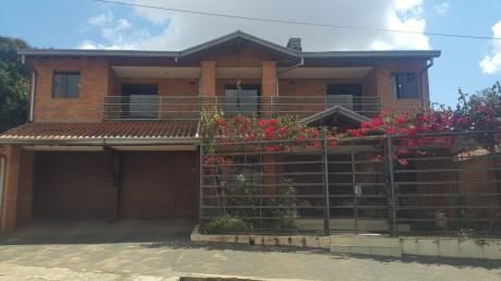 Vendo Casa En Fernando De La Mora Zona Sur