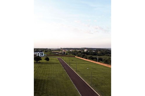 VENDO TERRENO EN CIUDAD DEL ESTE AVDA SAN BLAS — foto 3