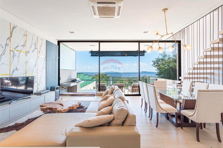 ESPECTACULAR DÚPLEX CON LA MEJOR VISTA DE SANBER! — foto 2
