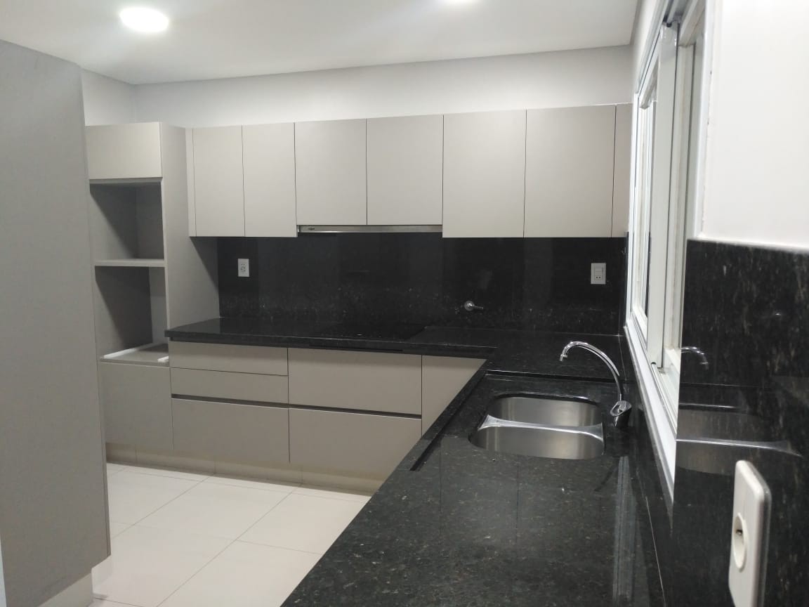 Alquiló amplio dpto Zona Villa Aurelia — foto 3