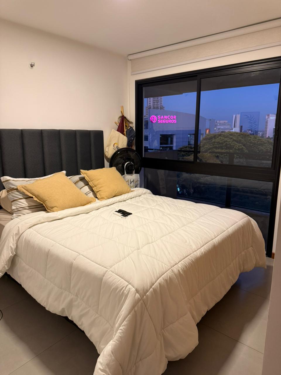 ALQUILO DEPARTAMENTO DE 1 DORMITORIO AMOBLADO A PASOS DEL SHOPPING DEL SOL — foto 3