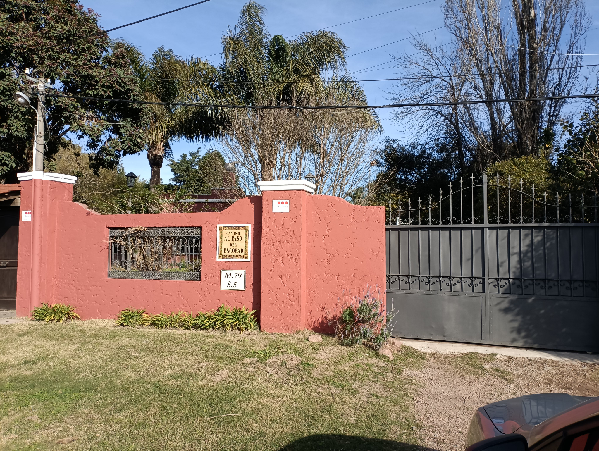 Photo 3 of 12