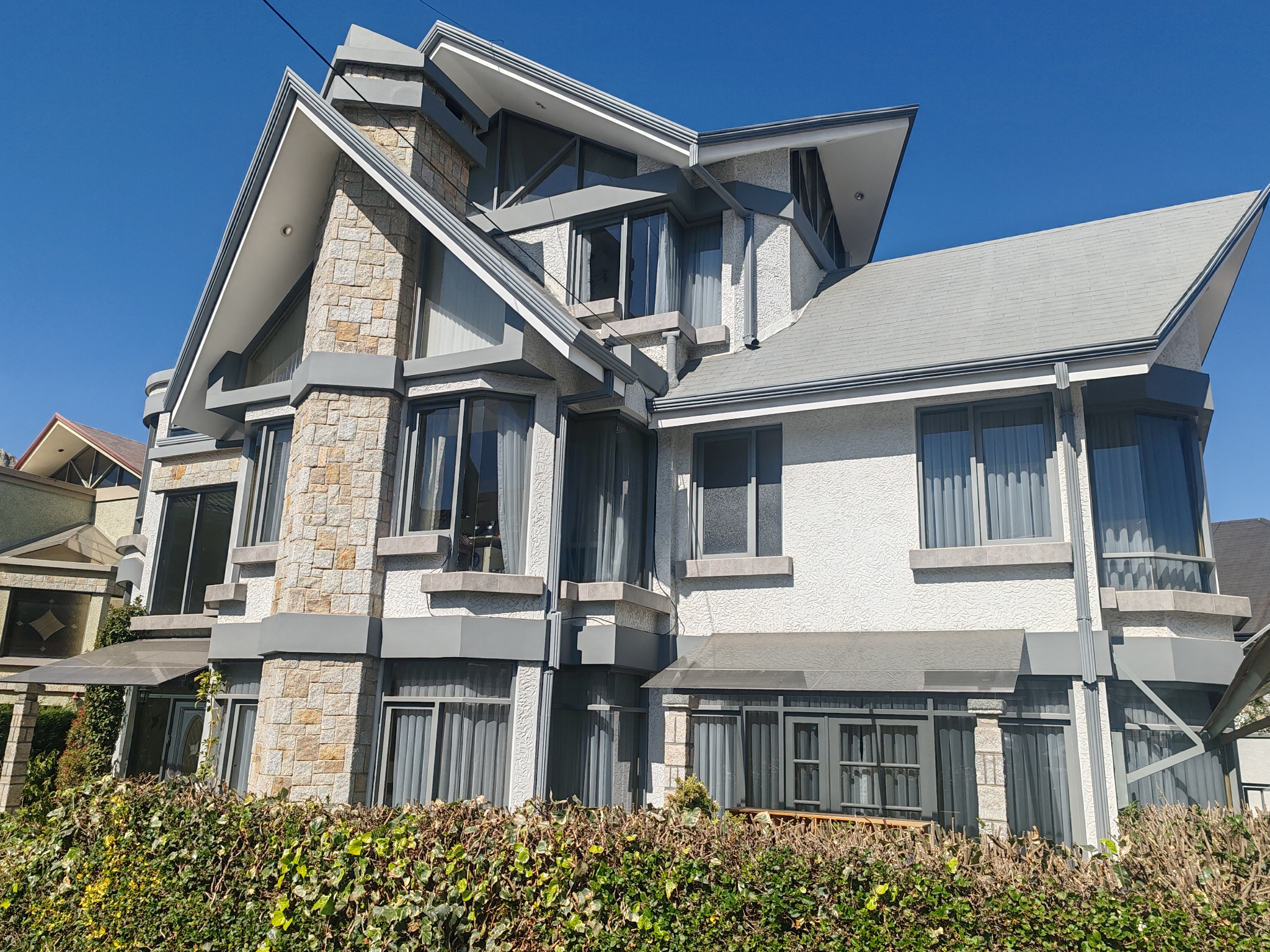 Departamento en venta bajo precio de mercado en Achumani