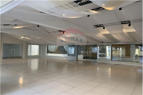Local Comercial-Alquiler-PY Central Luque — foto 2