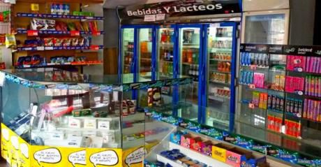 Venta Maxi Kiosco Y Cibercafe + Habitacion Con Baño