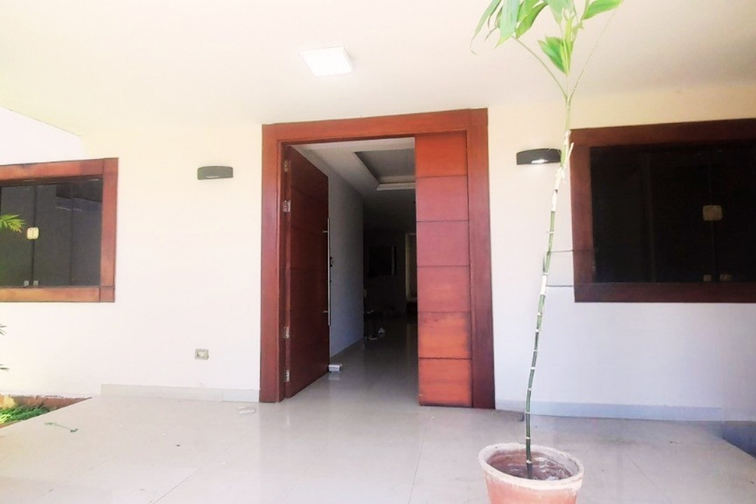 ALQUILO RESIDENCIA PARA OFICINA EN LOS LAURELES — photo 3