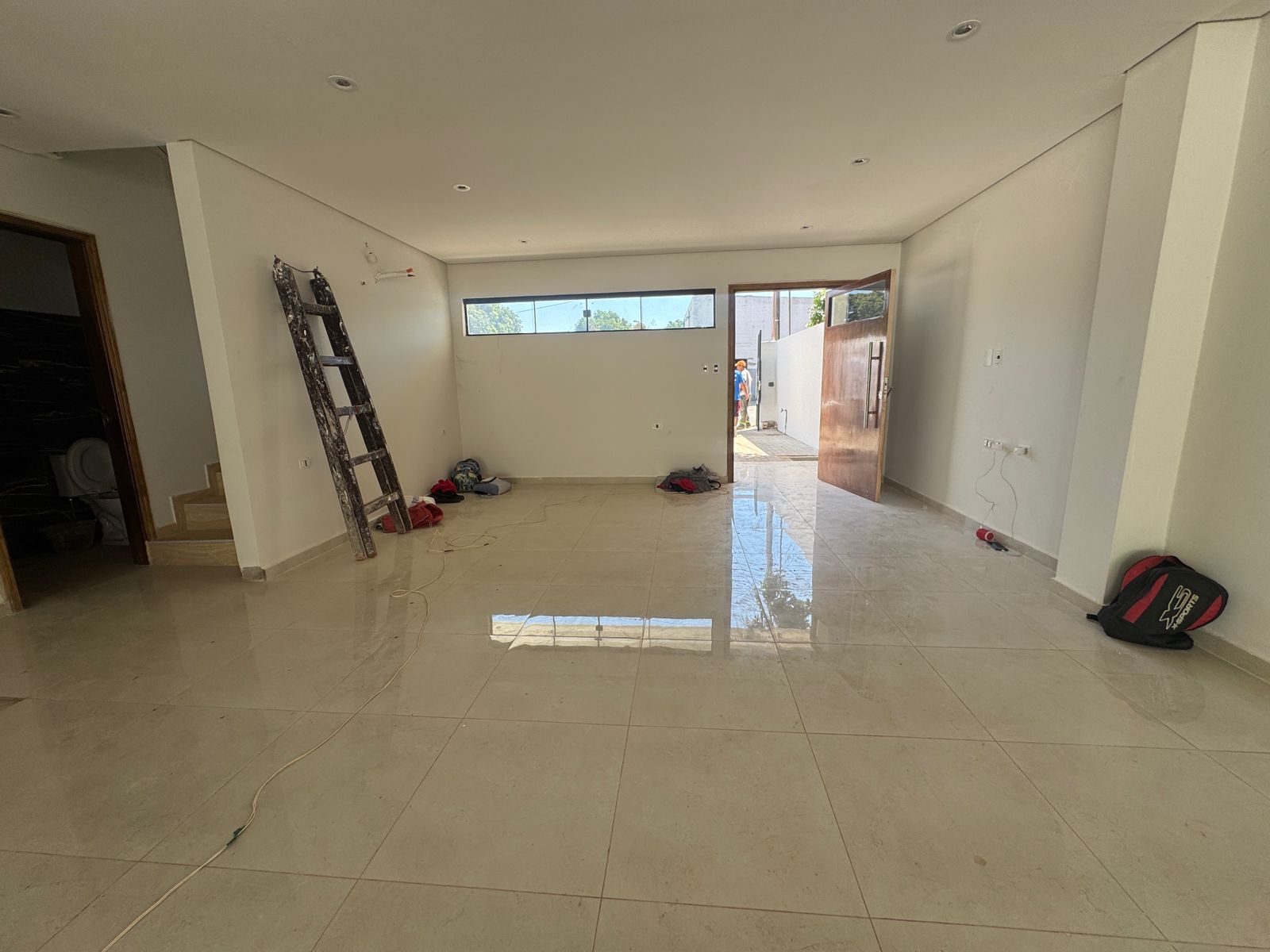Dúplex de Lujo a Estrenar con Piscina En Cuarto Barrio de Luque — foto 2