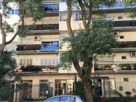 Alquile Apto Zona Pocitos 2 Dorm