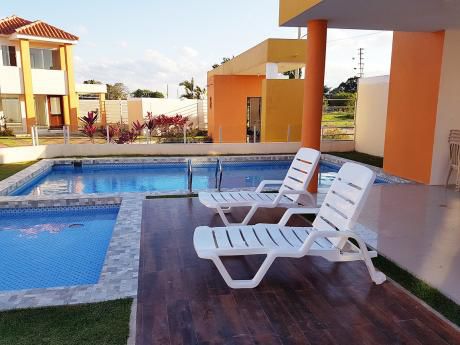 Casa En Condominio Privado En El Remanzo