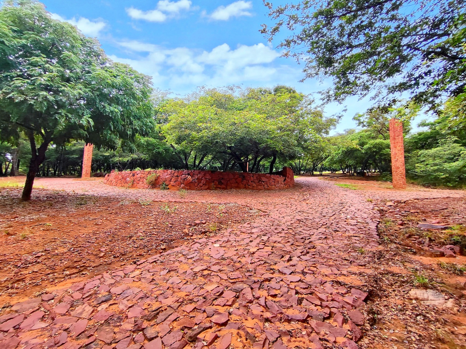 VIVÍ RODEADO DE TRANQUILIDAD Y NATURALEZA EN UN BARRIO CERRADO. — foto 2