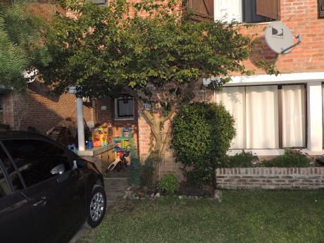 Casa Impecable En Cooperativa Covicos En Solymar