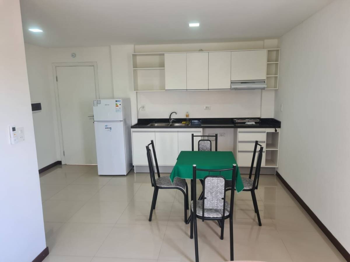 Departamento 1 Dormitorio Amoblado - Edificio La Victoria, Encarnación — foto 2