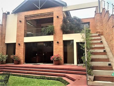 Alquilo Lujosa Residencia En Barrio Recoleta