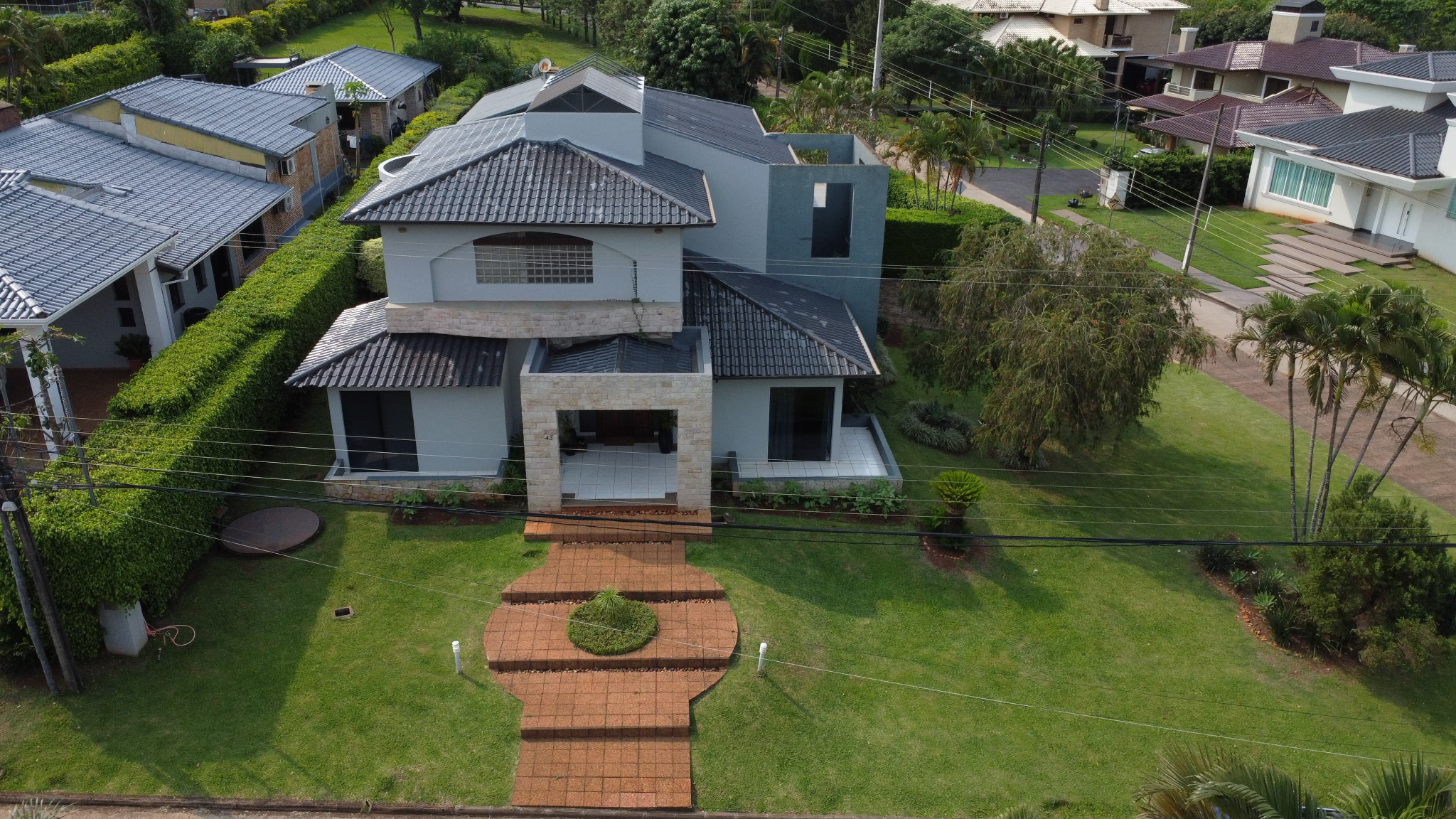 Residencia de 5 habitaciónes en Paraná Country club Lote de 1.228 M2 — foto 2