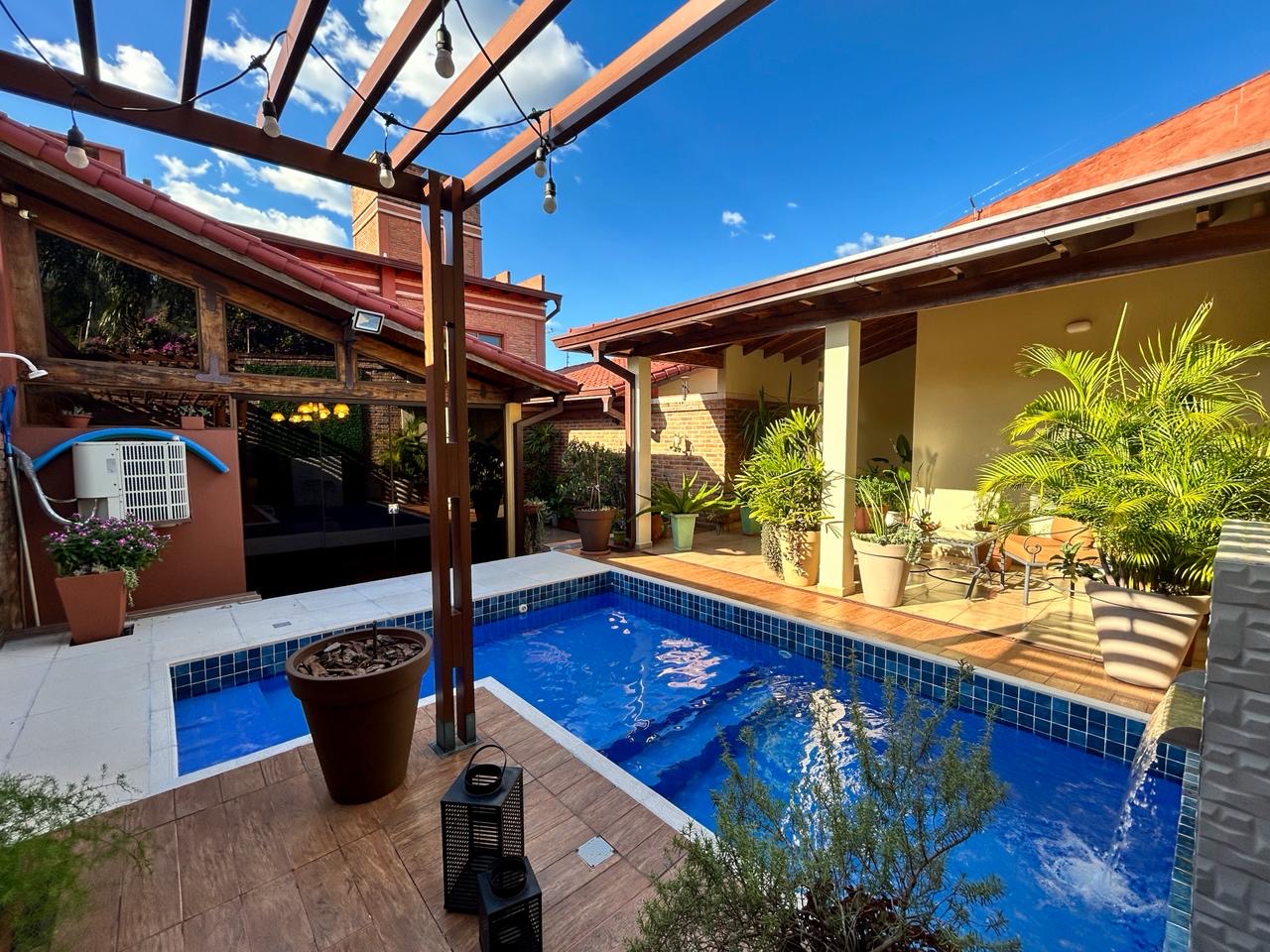 Amplia y Exclusiva Residencia en Venta — foto 3